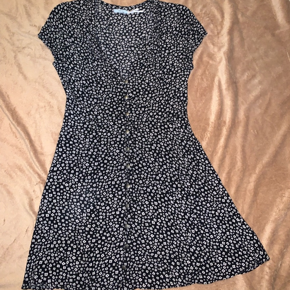 Navy Floral Button Up Mini Dress with Pockets! Sweetheart neckline